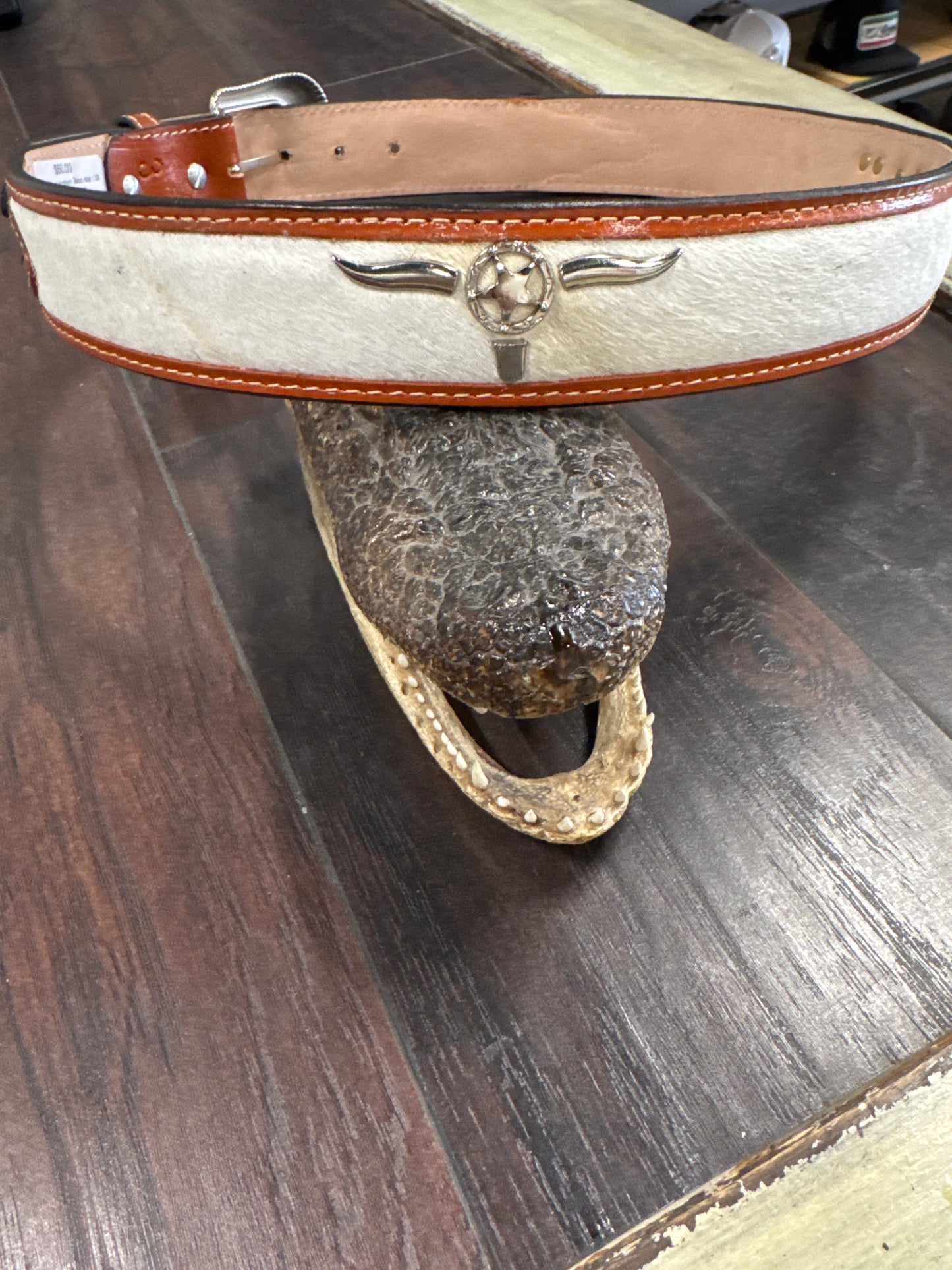 Cowhide belt longhorn Texas star