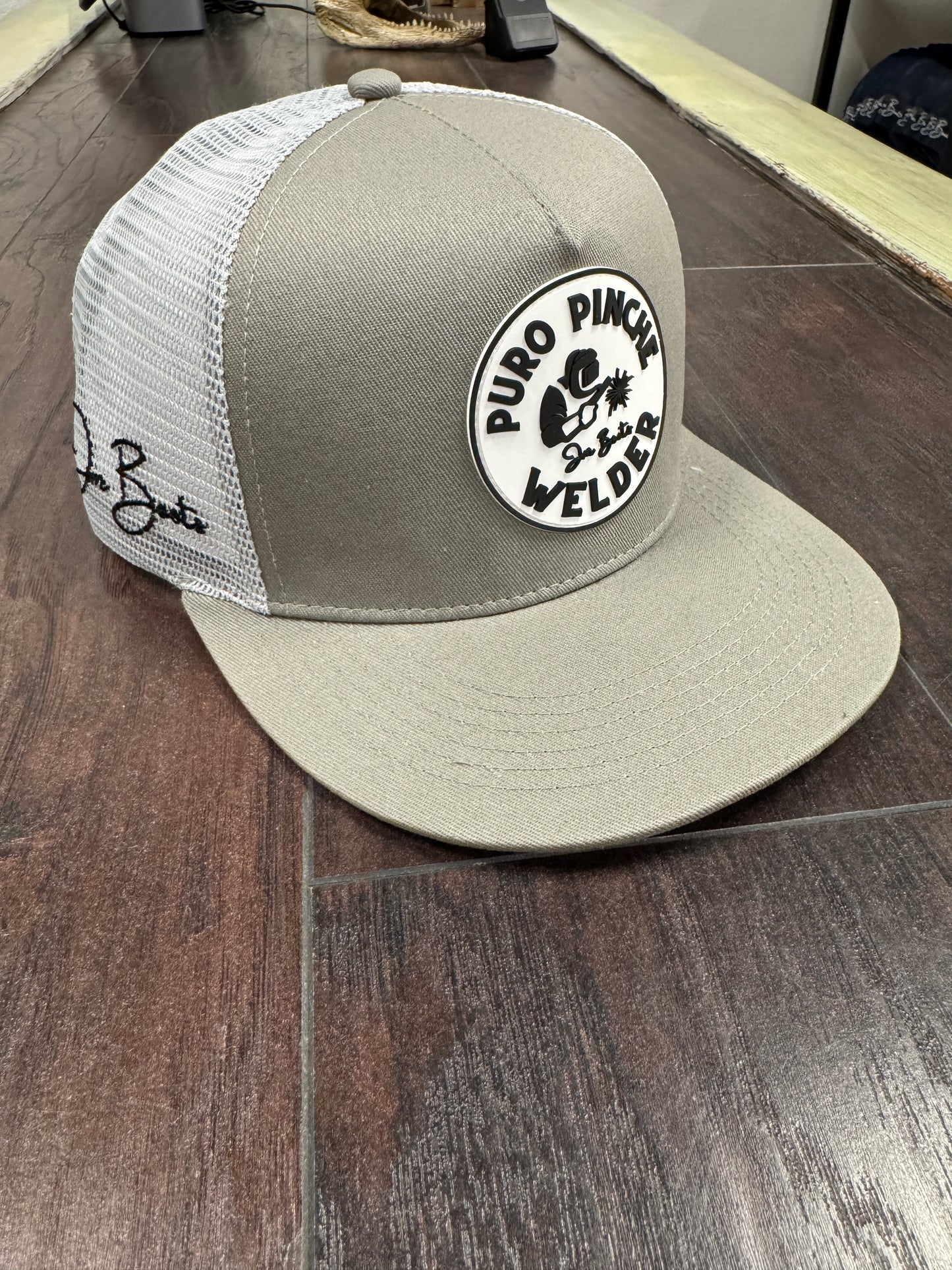 Puro Pinche Welder PVC Gray