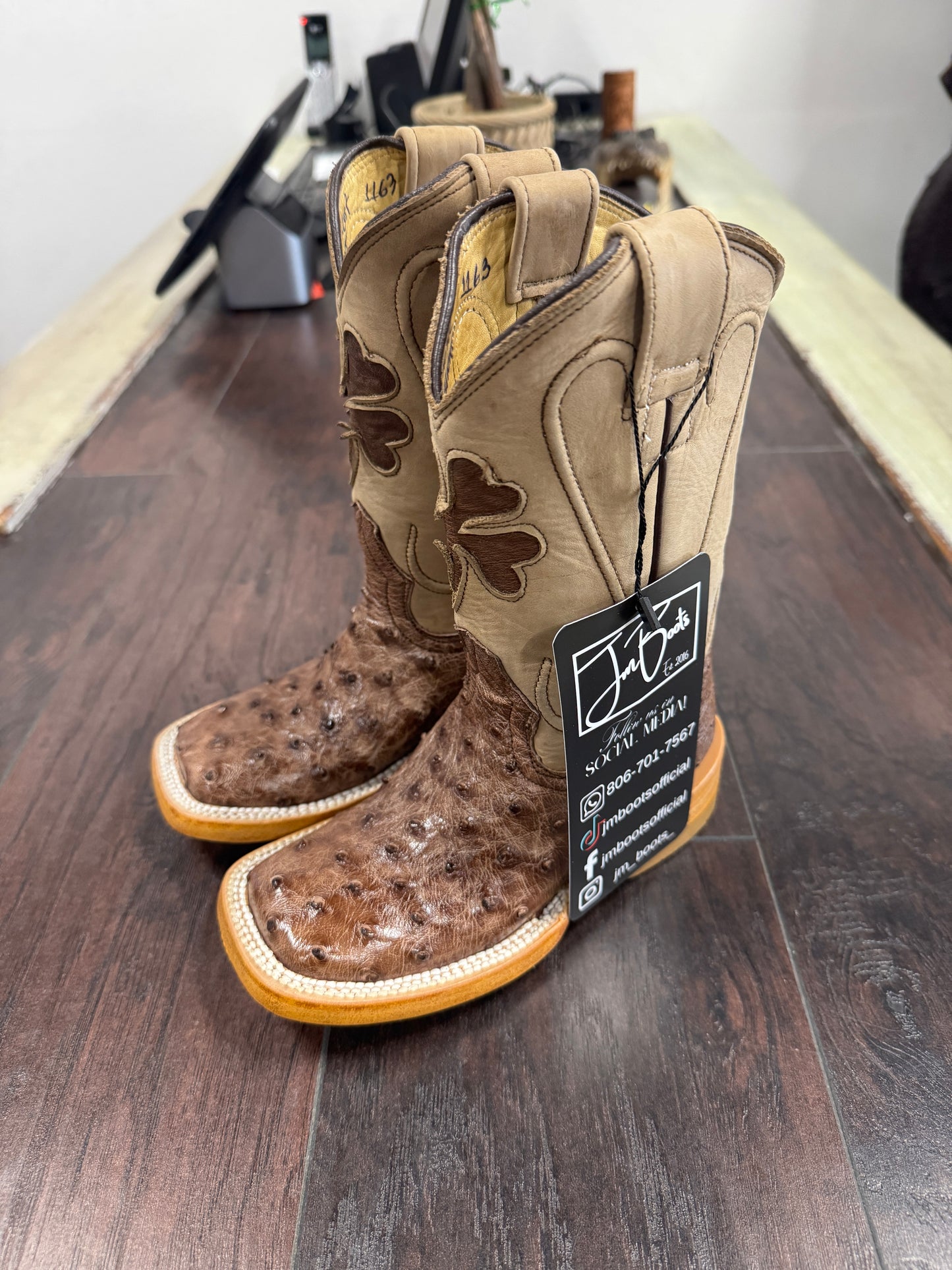 Kids- Ostrich Kango Tobacco