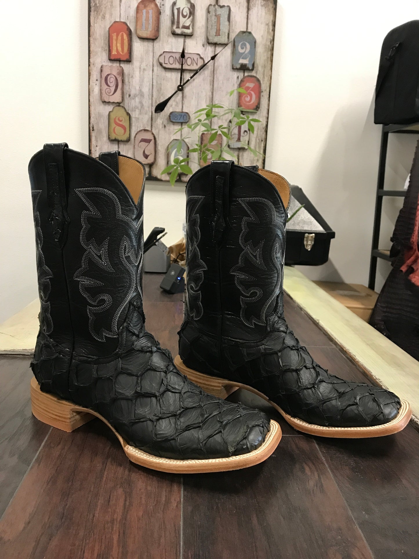 PRR BLACK