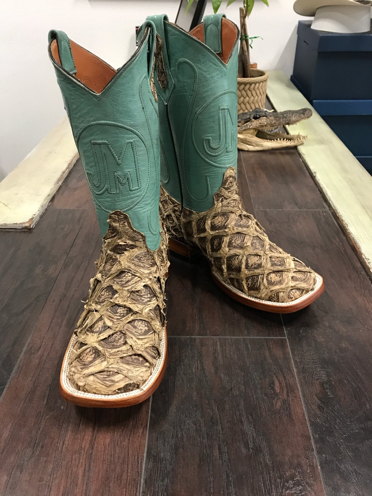 Rustic Saddle Brown