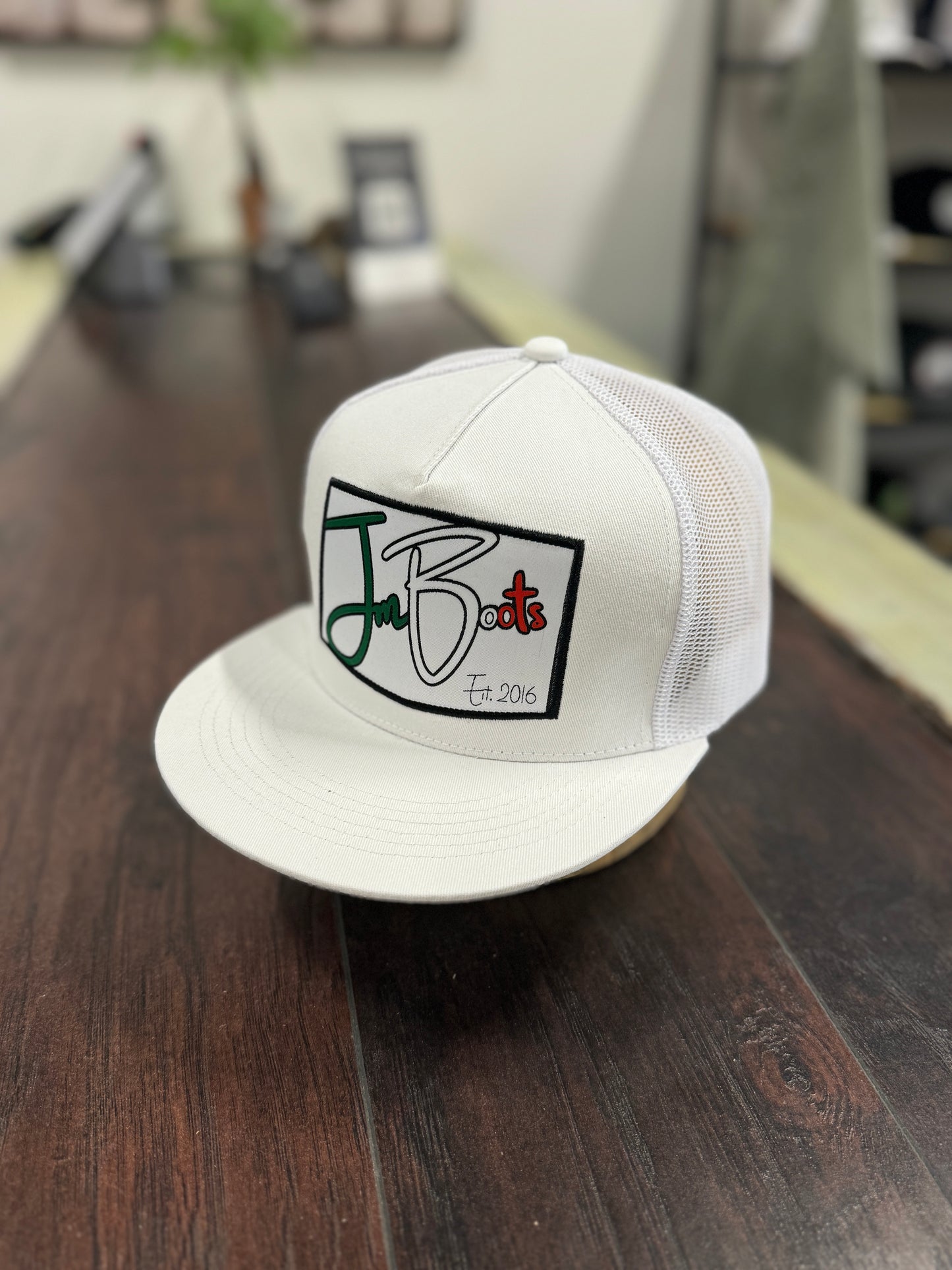 JM Signature “Mx white” flat bill