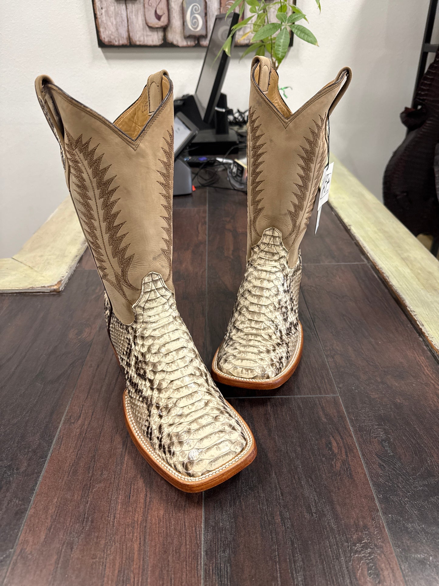 Python Natural- Riding heel