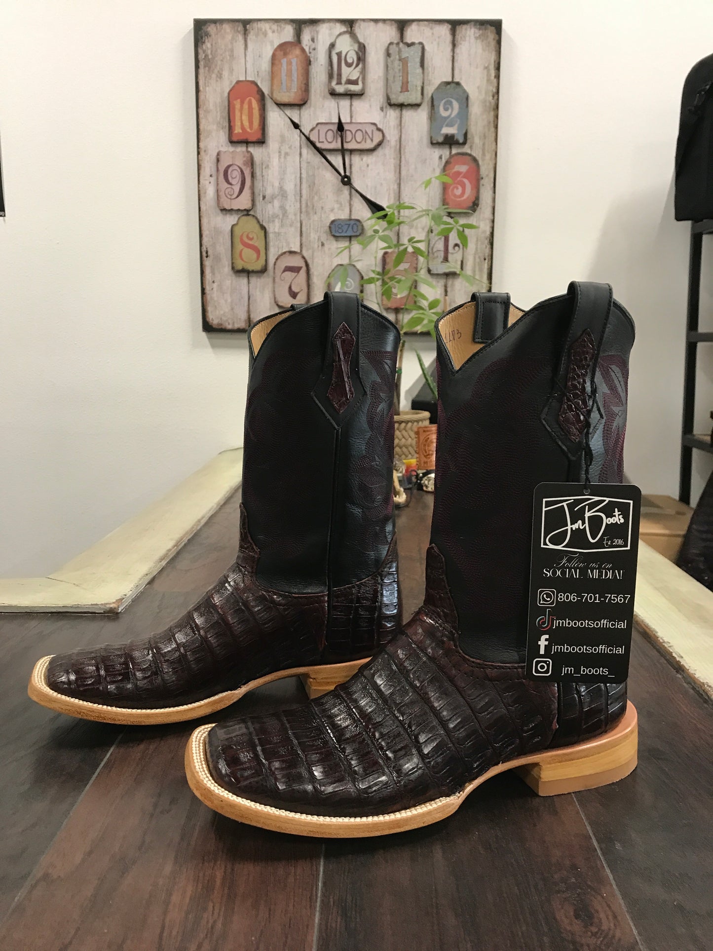 Caiman Belly Black Cherry