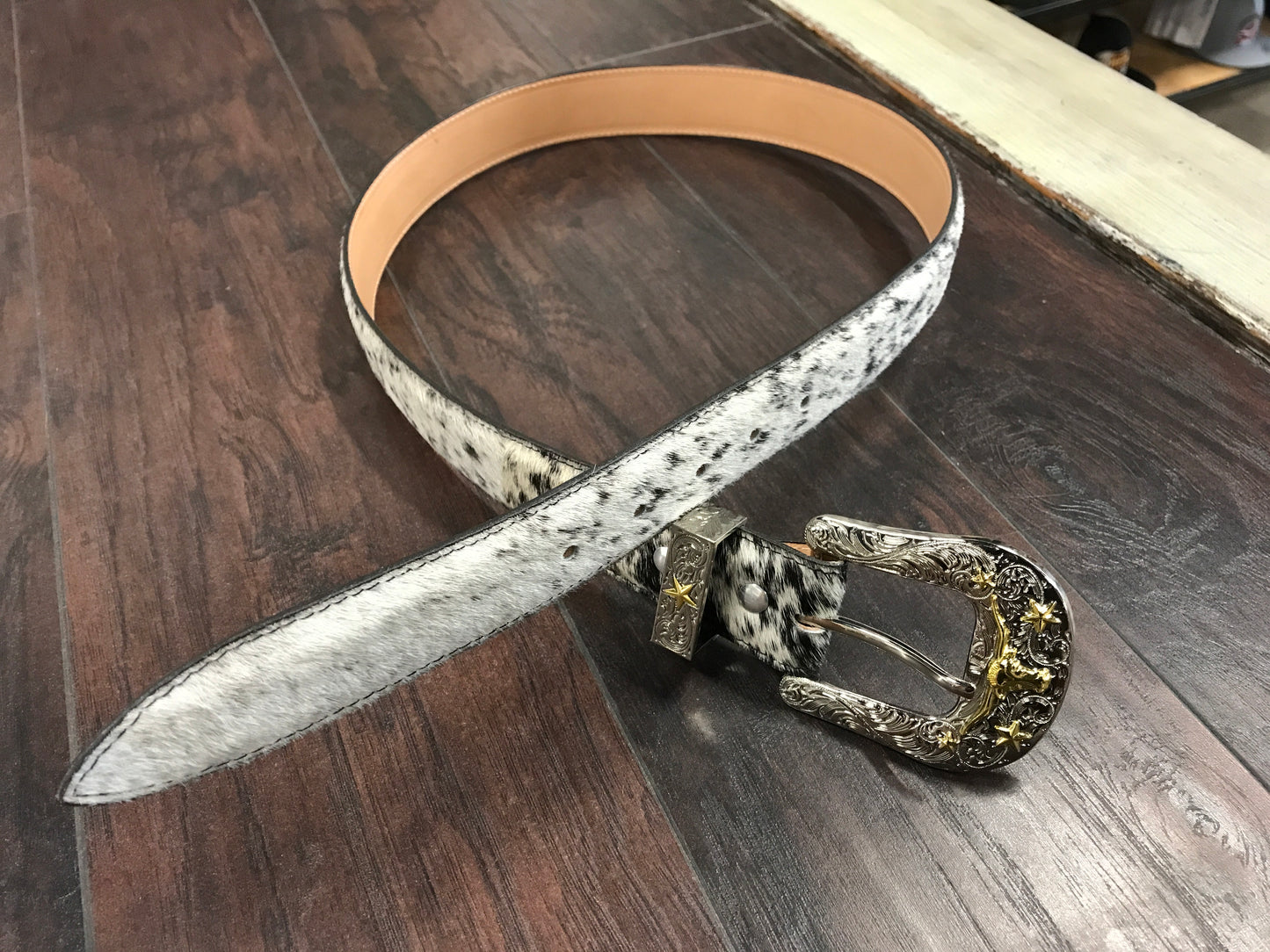 Belt -Cowhide 1 1/2” width