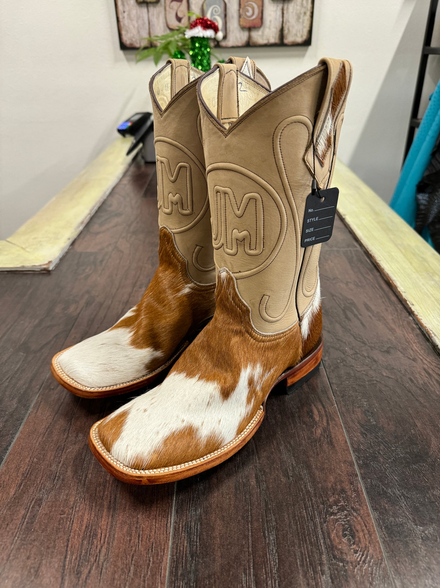 Cowhide br/wh 6.5EE