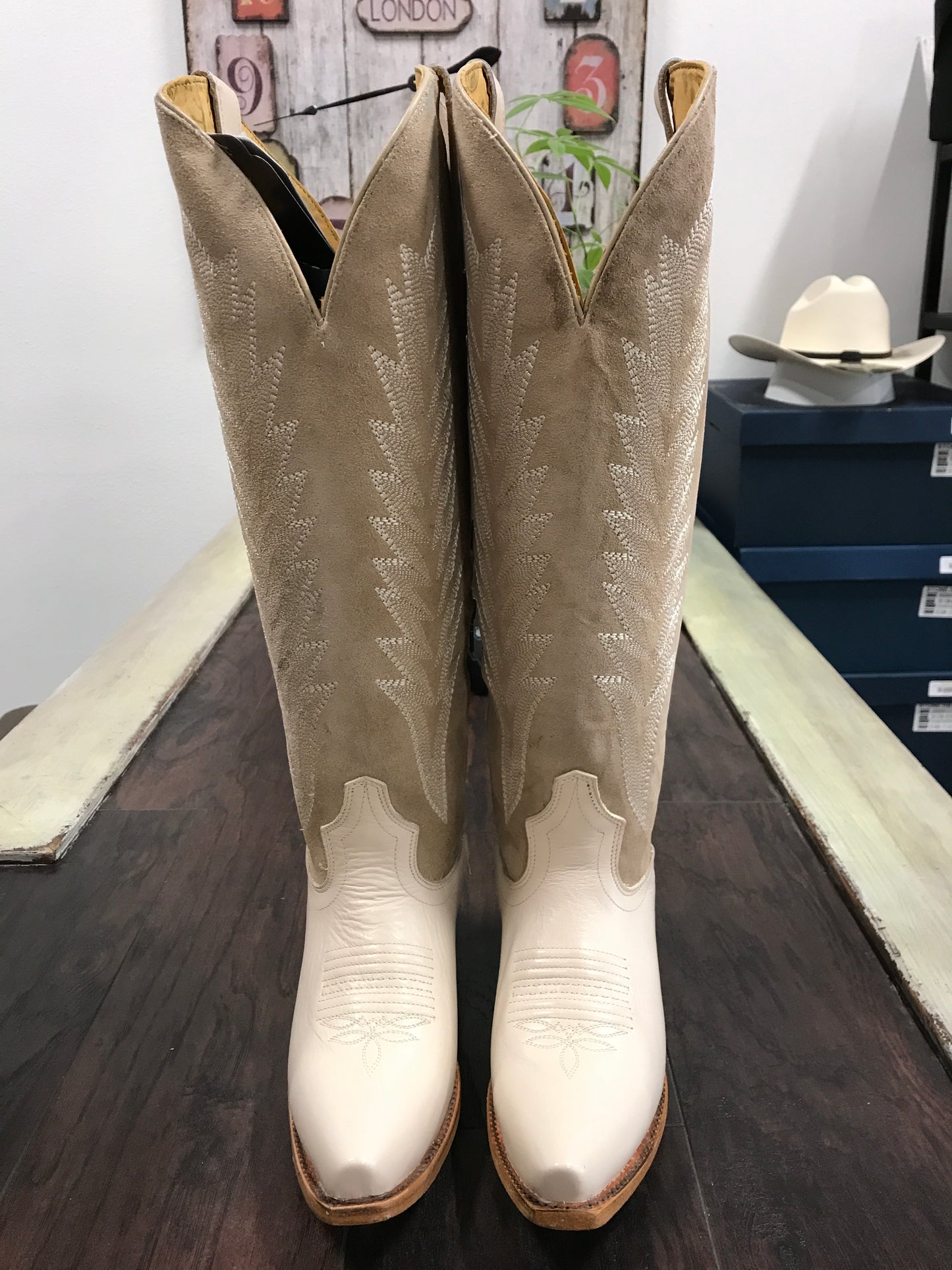 Ladies Rock’Em Regina Wide Calf