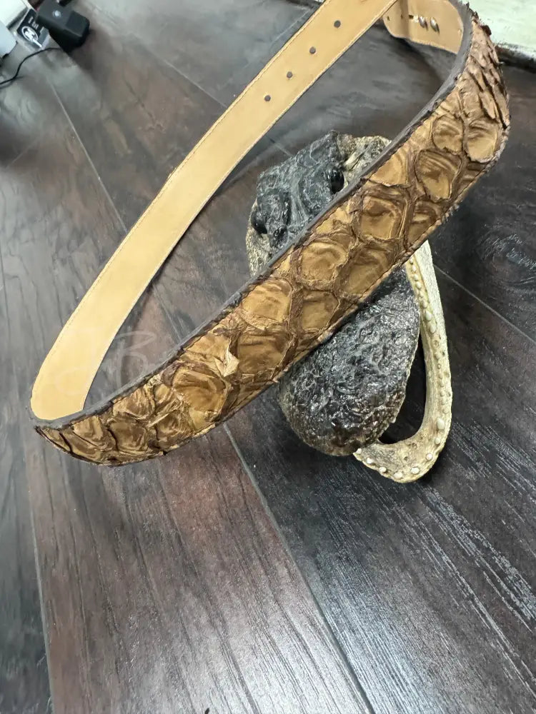 Belt PRR- Nogal - 1 1/2” - Sz 38 metal buckle