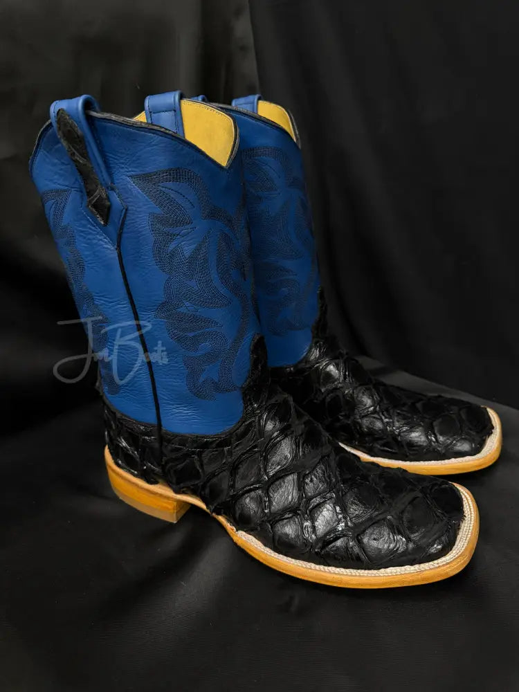 Glossy Black - Boots