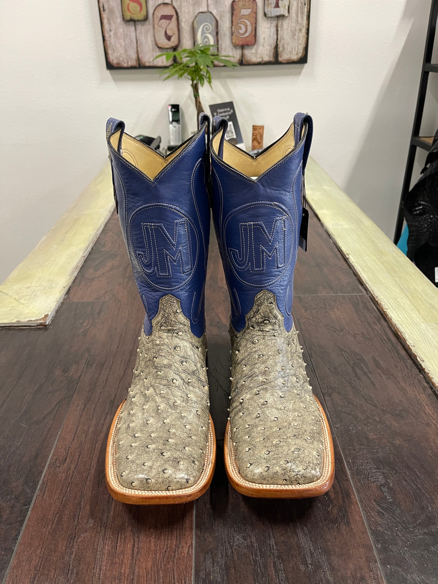 Ostrich Bone 10 EE