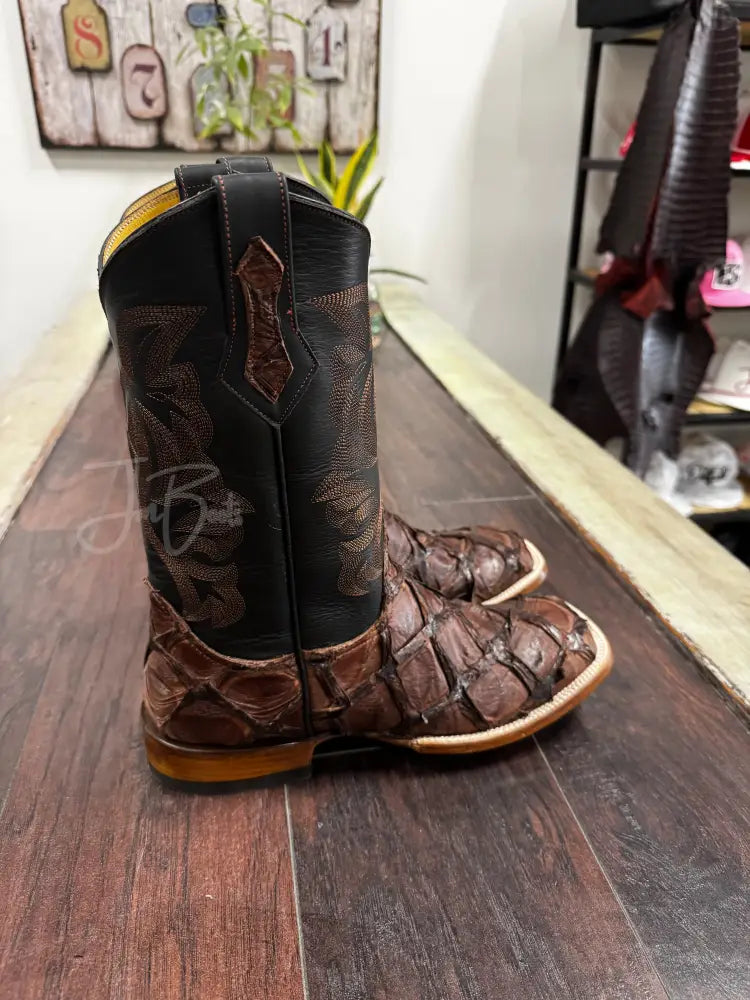 Pirarucu Matte Chocolate Brown - 9 EE - Boots