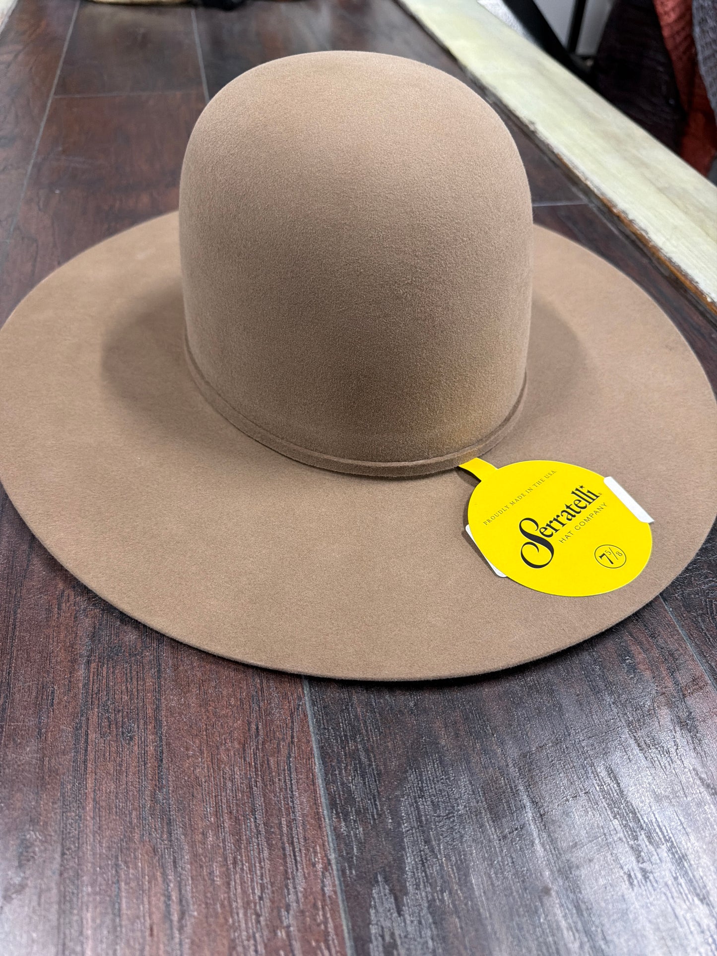 Serratelli Waco 10X Pecan