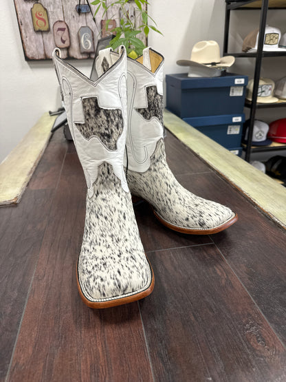Cowhide- Black&White 11EE