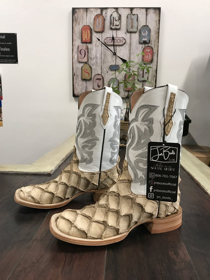 Pirarucu-Sandy Beige