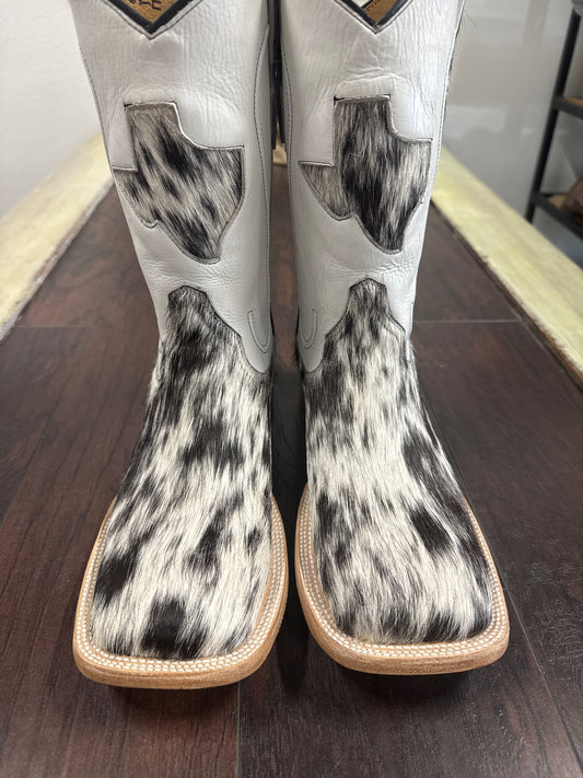 Cowhide- Black&White 9 EE