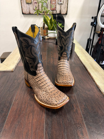 Caiman hornback- mink and black