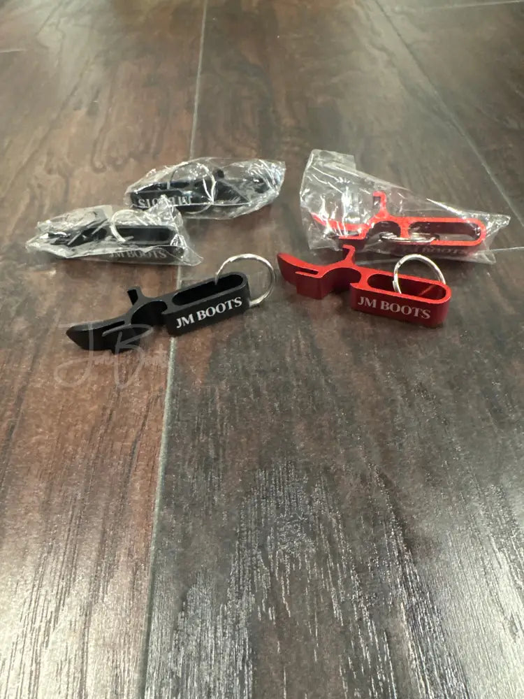 3-in-1 bottle opener keychain - 5 pieces- 3 black and 2 red