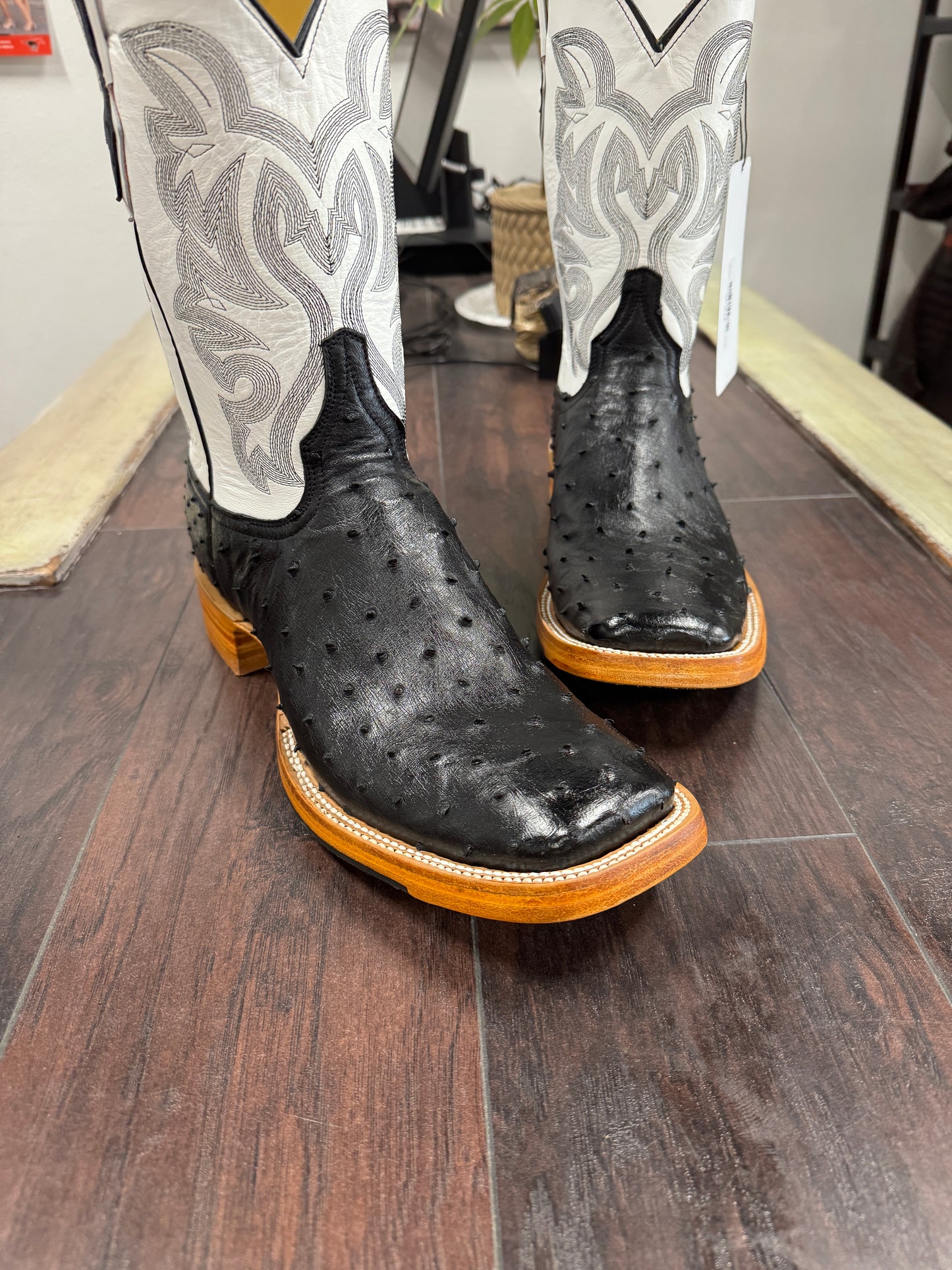 Black Ostrich Hybrid Sole