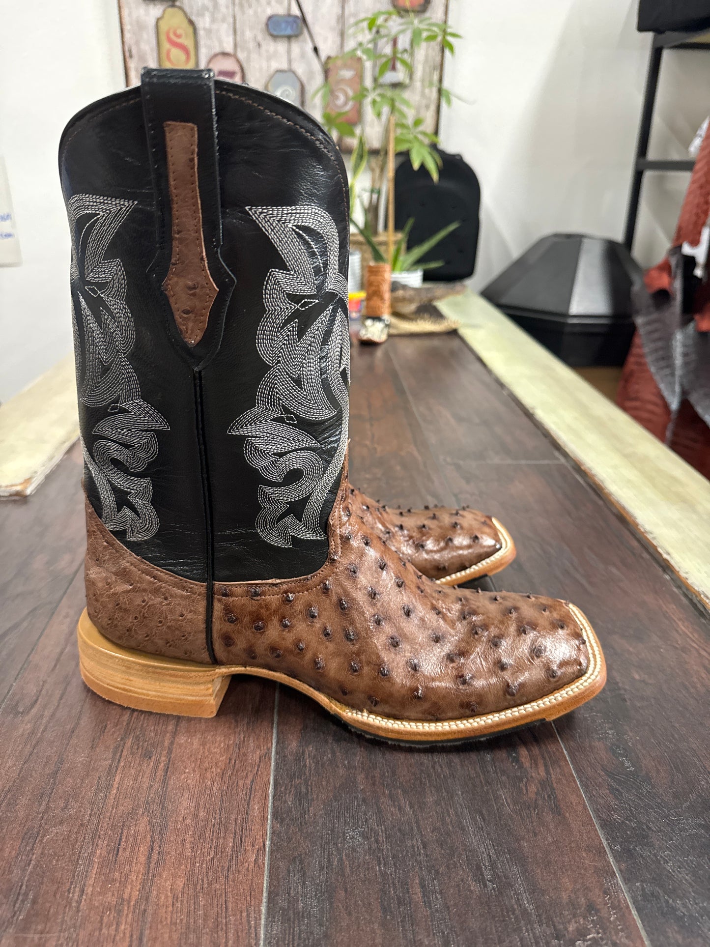 Authentic Ostrich Kango Tobacco
