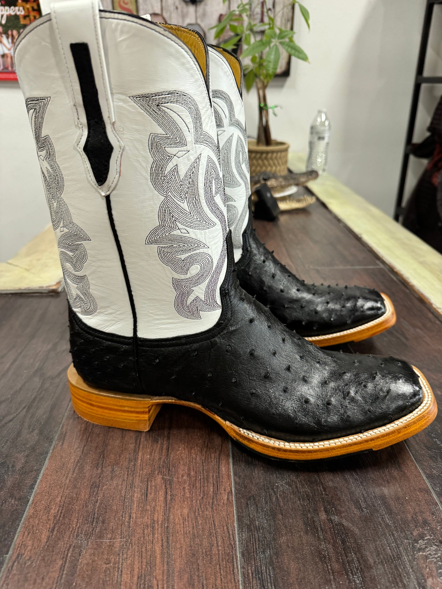 Black Ostrich Hybrid Sole