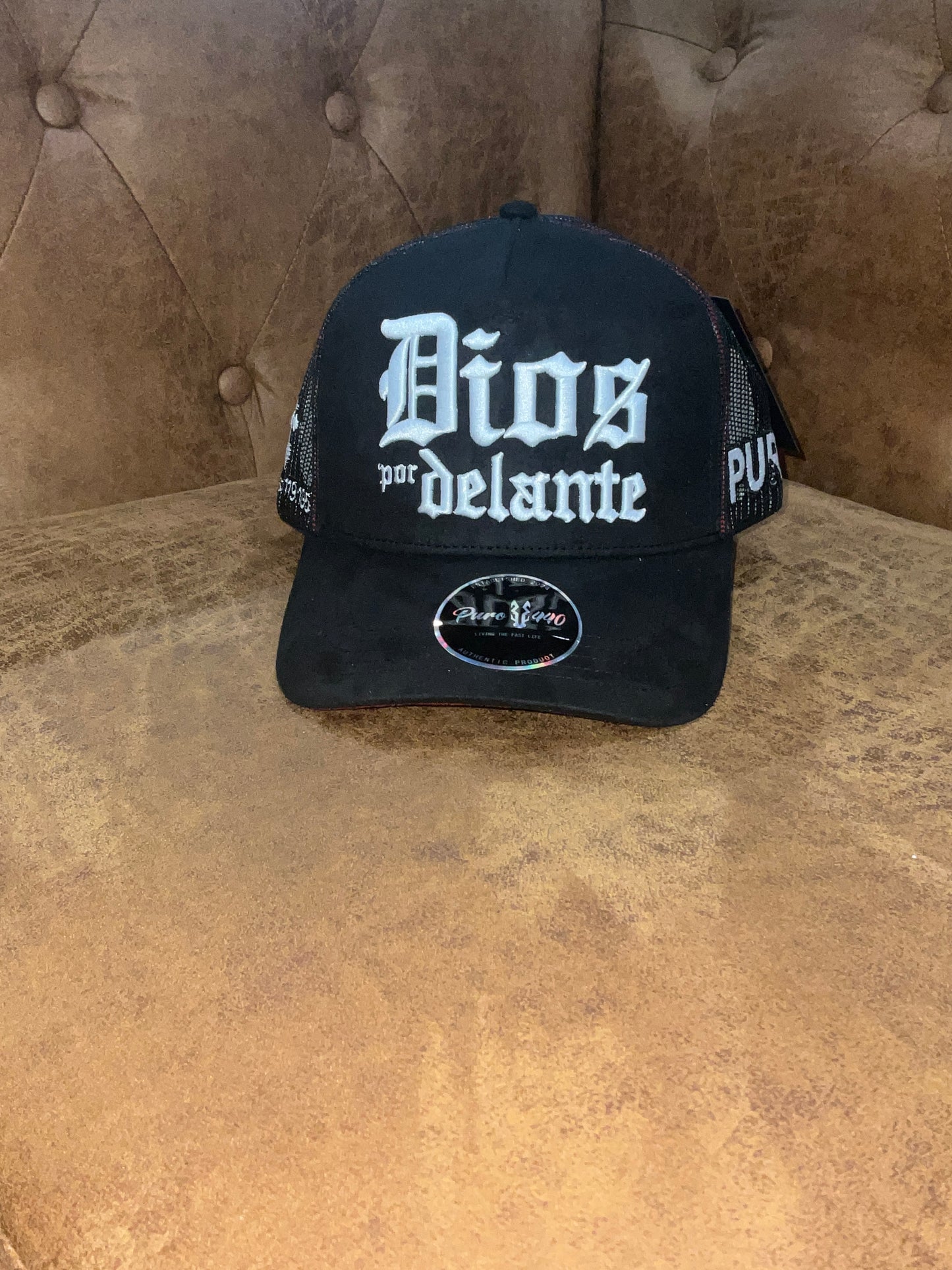 Dios Por Delante *Faith Edition*