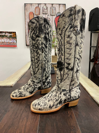 Carmina Tall Square Toe