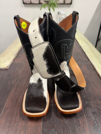 6.5 EE Cowhide Bl/Wh Boot and Belt Bundle