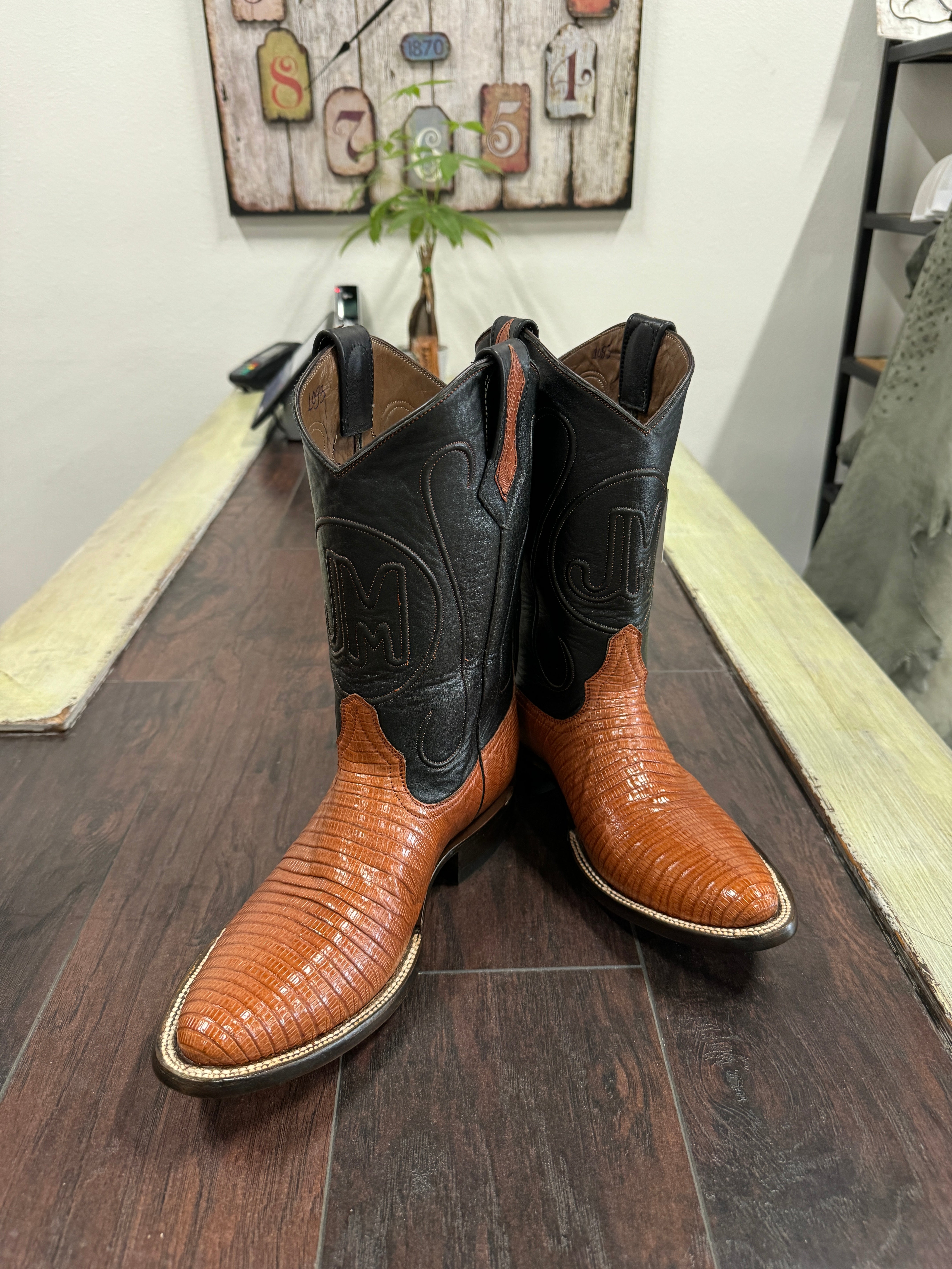 Armadillo cowboy boots best sale