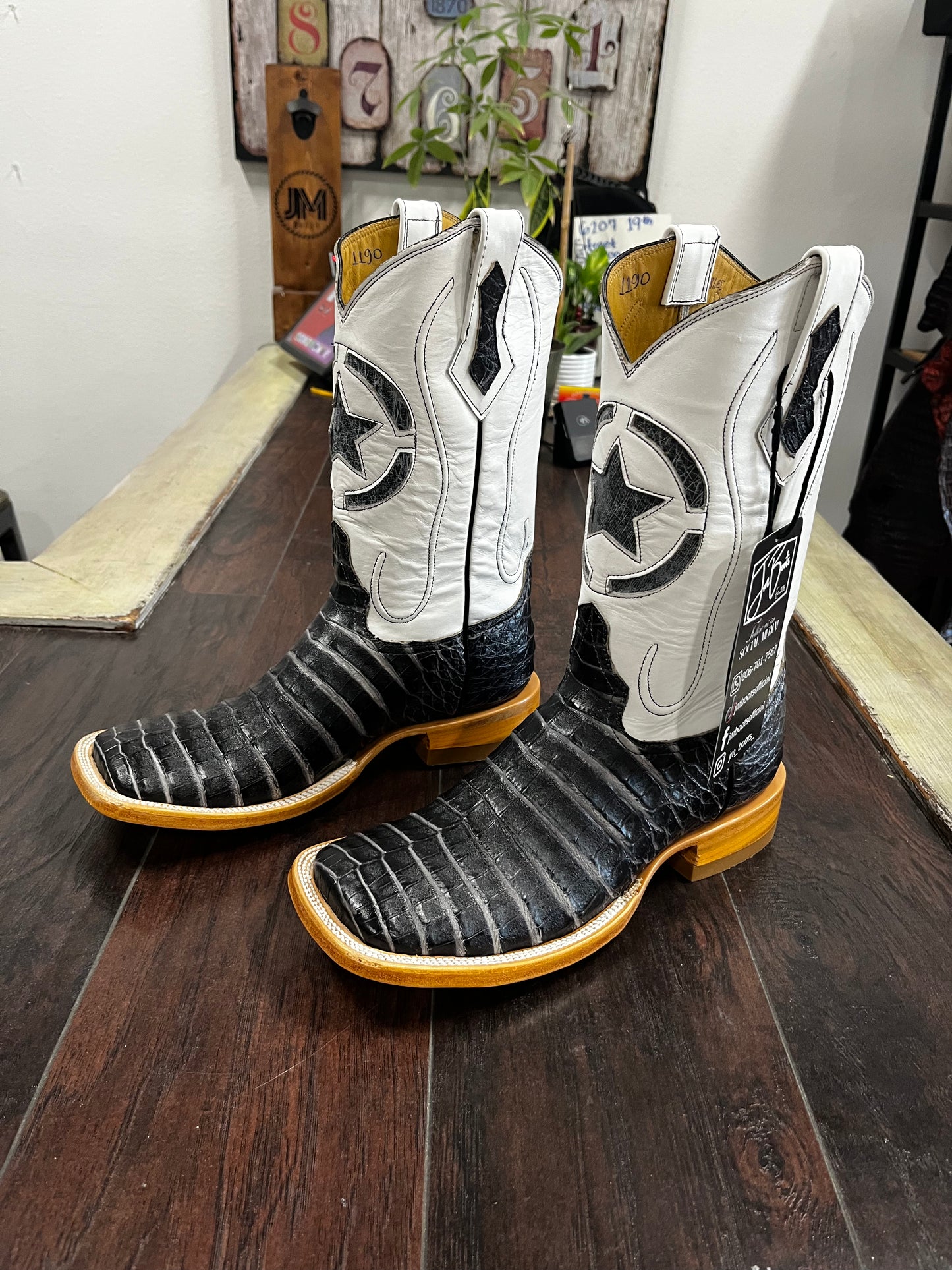 Caiman Belly- Zebra gray