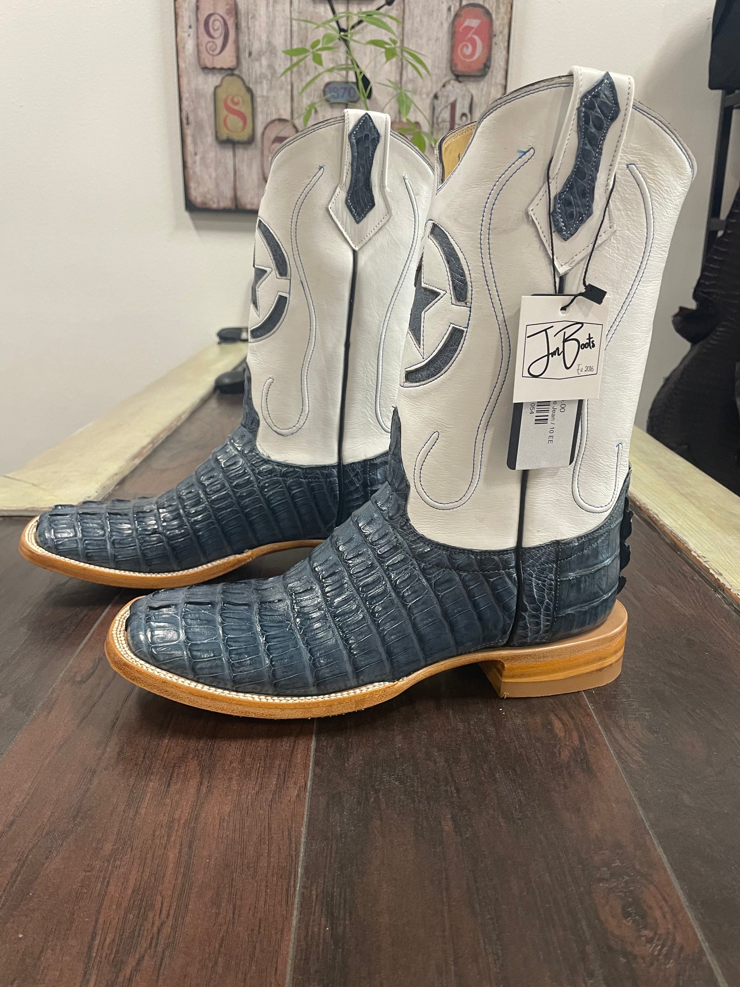 Caiman Tail- Blue Jean