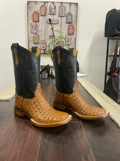 Lomo de Caiman- Waxy Cigar