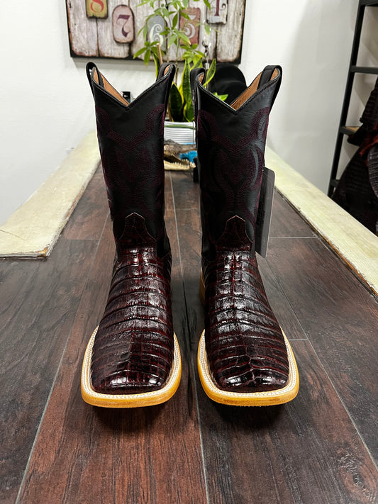 Caiman Lomo-Black Cherry