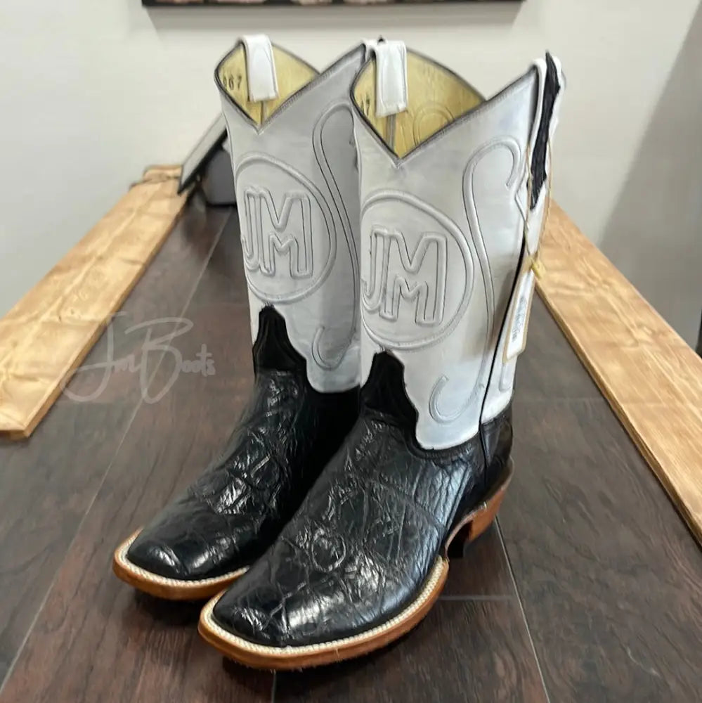 AA Black Boots