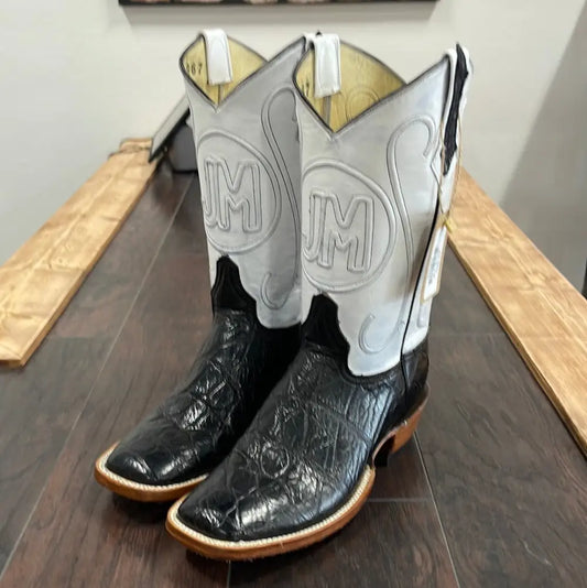 AA Black Boots