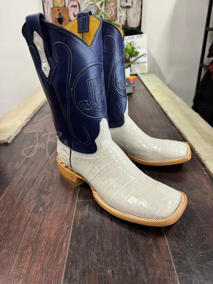Alligator Belly- Bone 9.5 D