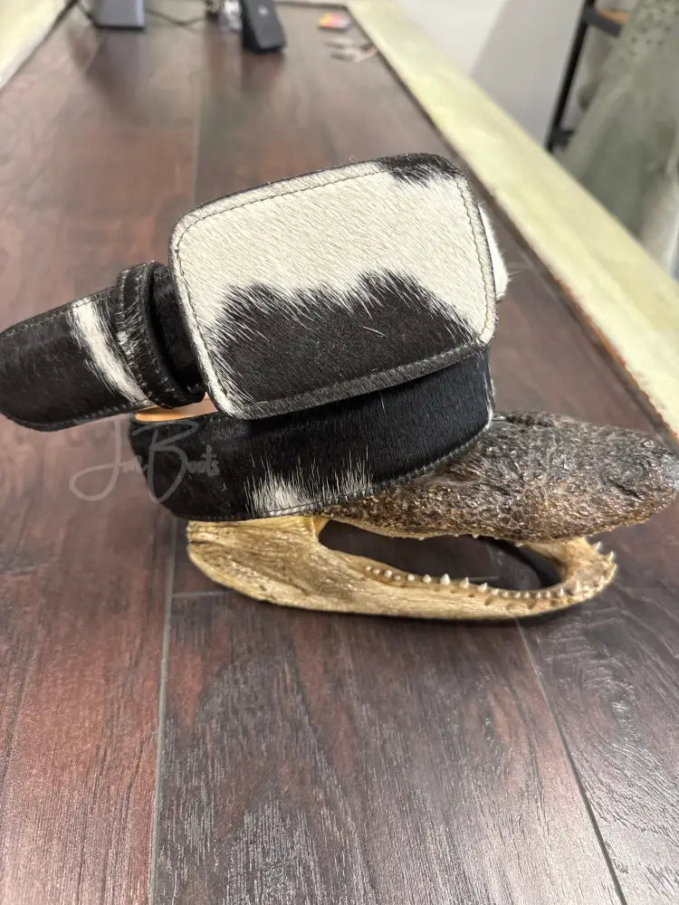 Belt Cowhide Black/white - 1 3/4”- sz 38 - belt