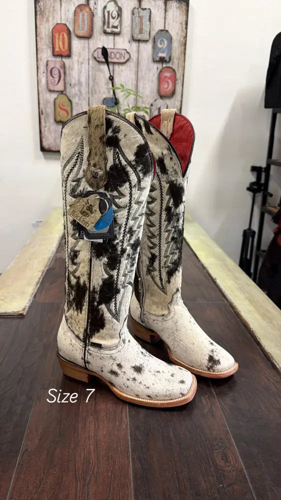 Carmina Tall Square Toe - 7 - Cowboy boots