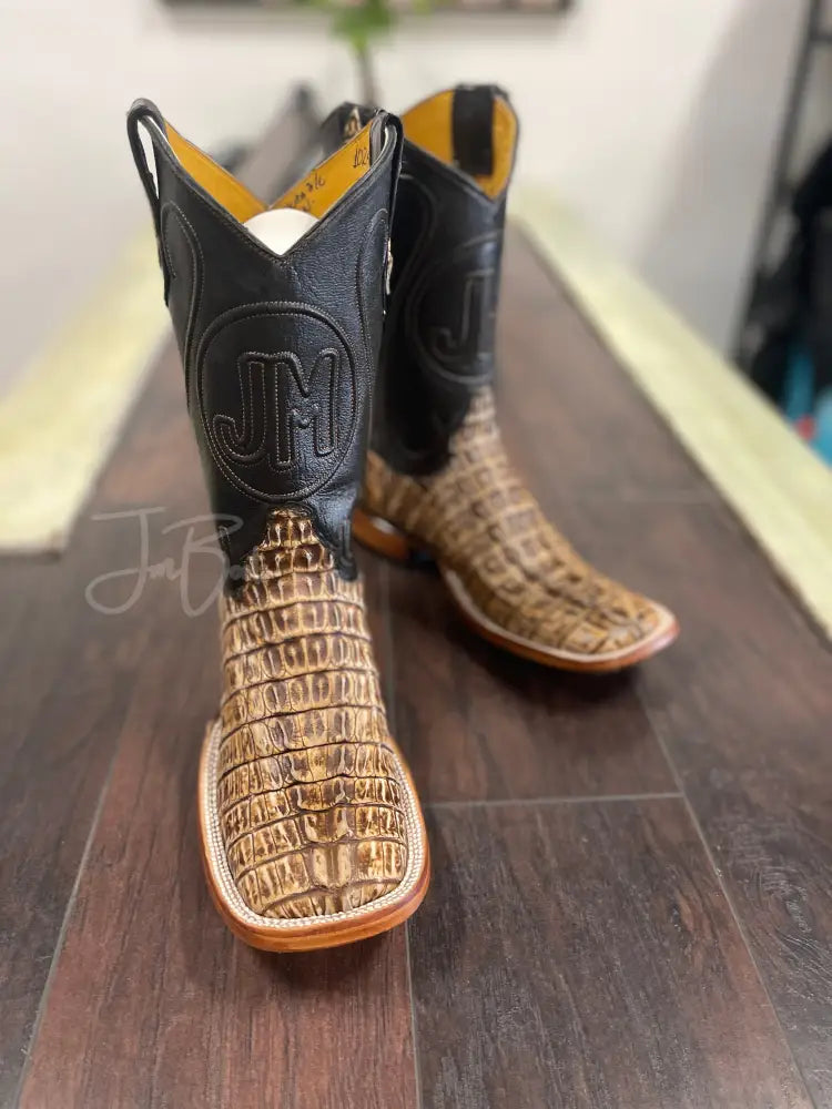 CMN Tail- Peanut Butter - 8 EE - Men’s western boots
