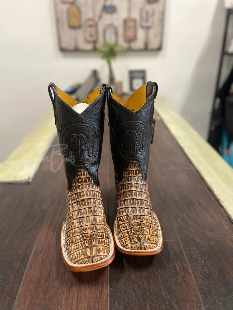 CMN Tail- Peanut Butter - 8 EE - Men’s western boots