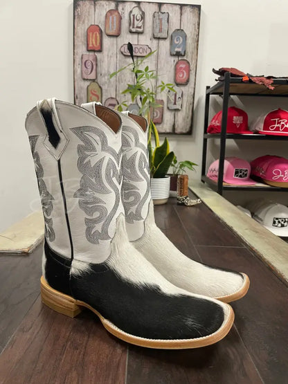 Cowhide Black and White - 11 EE - Cowboy boots