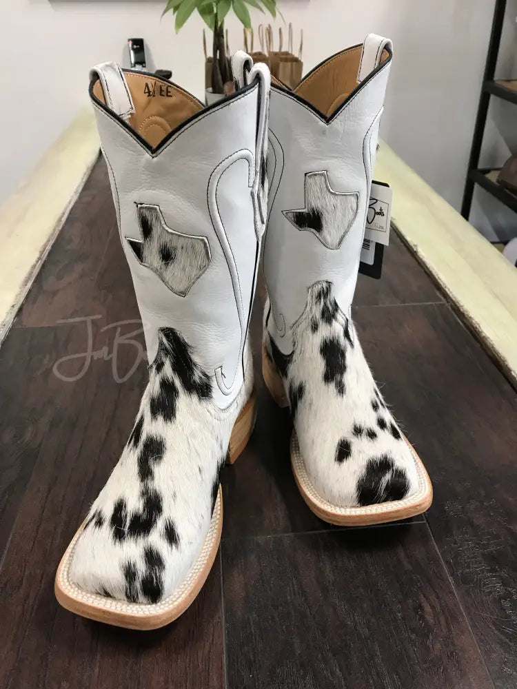 Cowhide- Black&White 4.5EE - 4.5EE