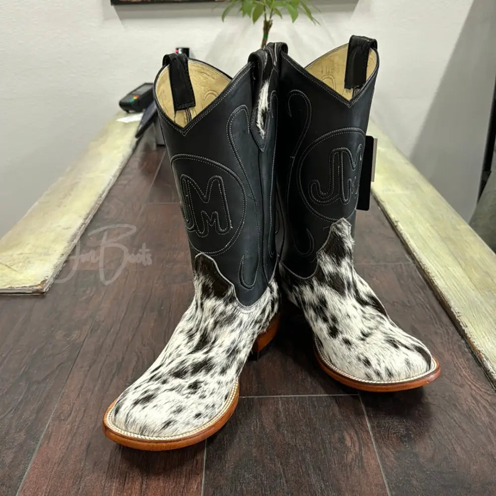 Cowhide- Black&White - 9.5EE