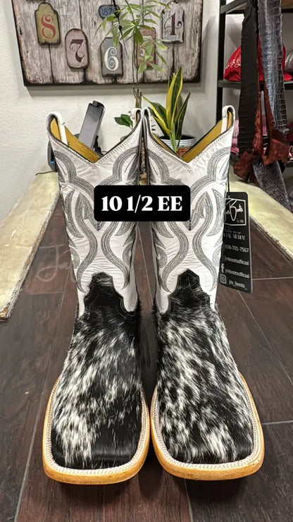 Cowhide Salt and Pepper - 10 1/2 EE - Cowboy boots