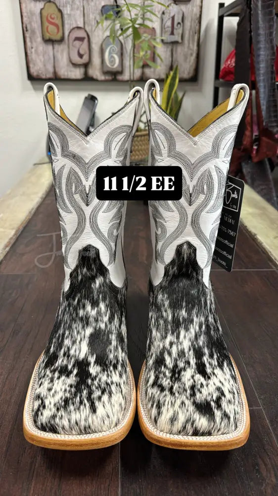 Cowhide Salt and Pepper - 11 1/2 EE - Cowboy boots