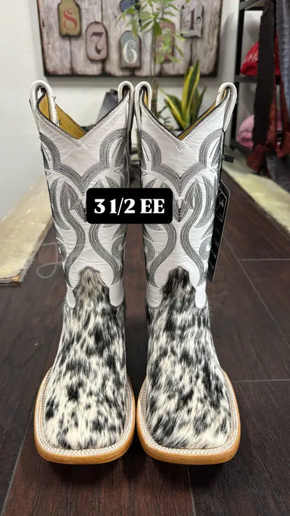 Cowhide Salt and Pepper - 3 1/2 EE - Cowboy boots