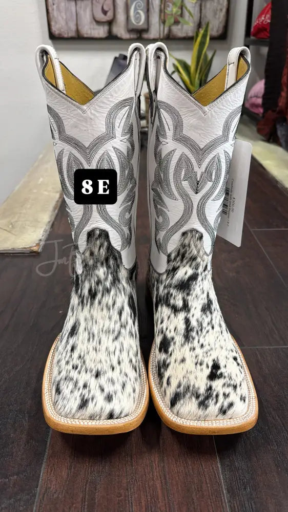 Cowhide Salt and Pepper - 8 E - Cowboy boots