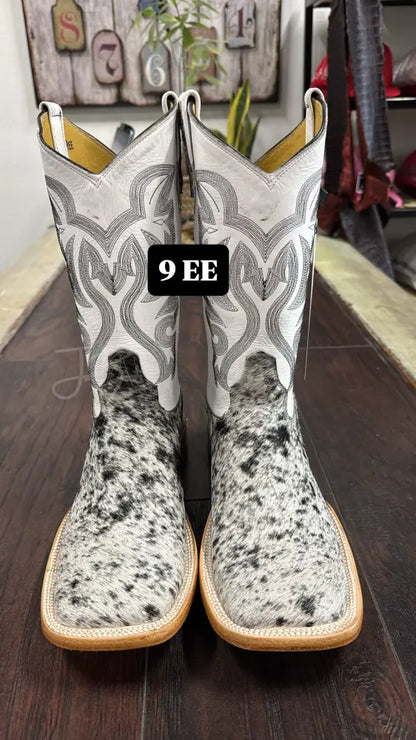 Cowhide Salt and Pepper - 9 EE - Cowboy boots