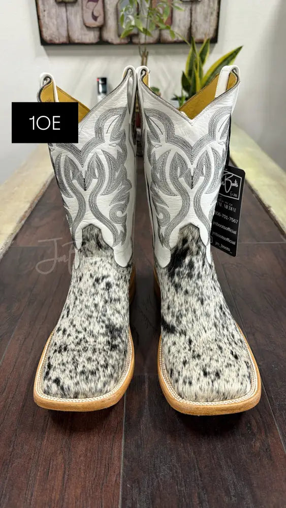Cowhide Salt and Pepper 10 E Cowboy boots