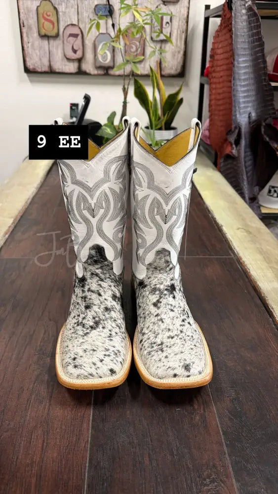 Cowhide Salt and Pepper - Cowboy boots