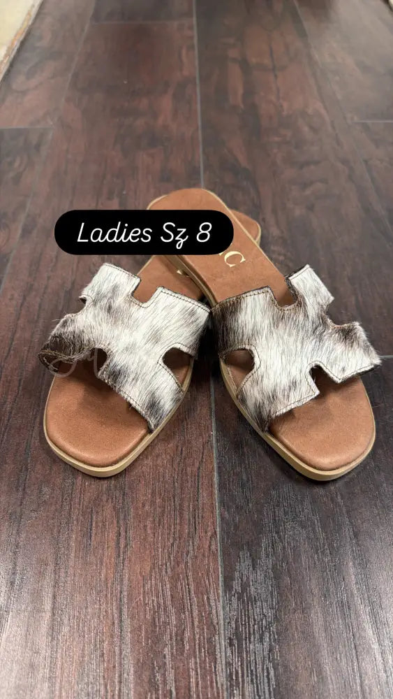 Cowhide sandals - 8